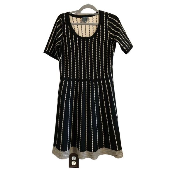 Gabby Skye Sweater Dress Excellent Condition size 2x cream/black - Picture 1 of 4